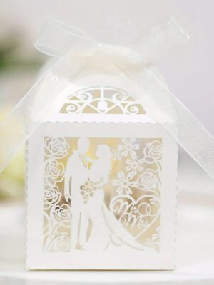 Hollow Gift Box Exquisite Wedding Favor Box Candy Chocolate Packaging For Party Decoration